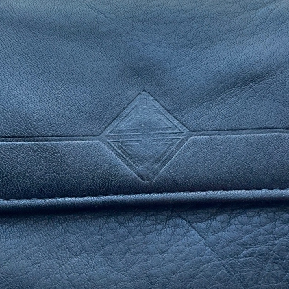 Princess Gardner Royal Blue Full Grain Cowhide Coin purse/wallet - Picture 2 of 7